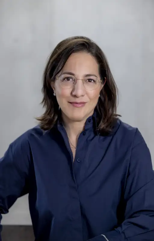 Dr. med. Ioanna Katsares